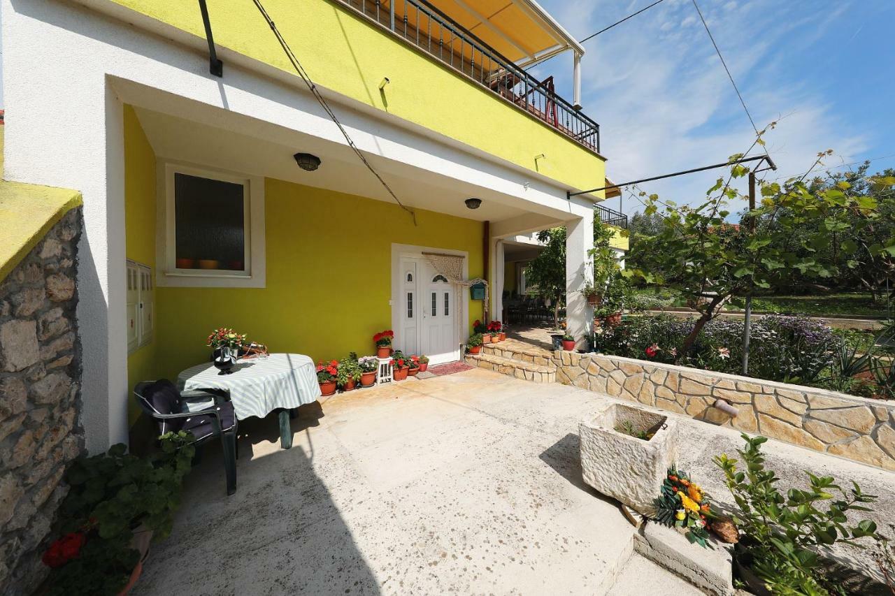 Senkini Dvori Apartment Sutomiscica Exterior photo