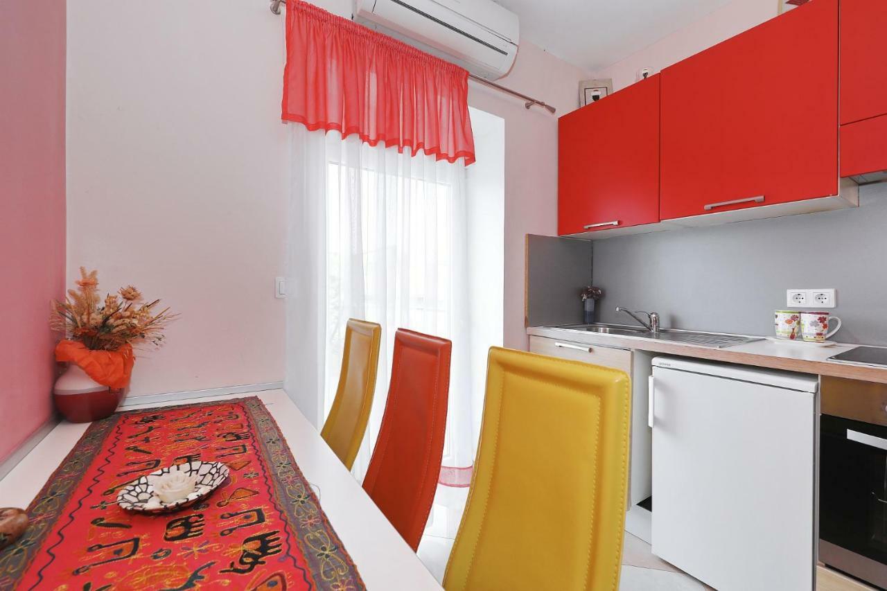 Senkini Dvori Apartment Sutomiscica Exterior photo